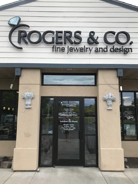 ROGERS & CO. fine jewelry and design