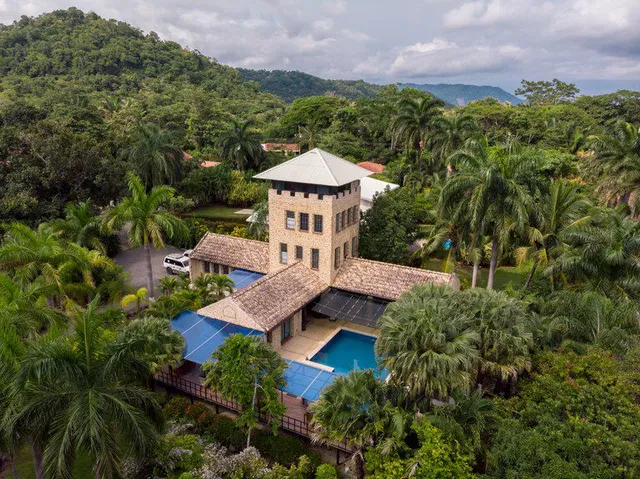 Villa Bali Resort and Spa