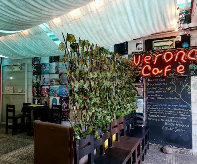 Verona Cafe