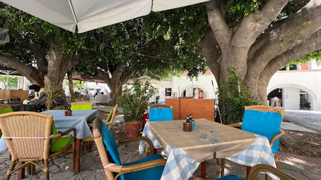 Jumbo Style - traditional Greek Restaurant