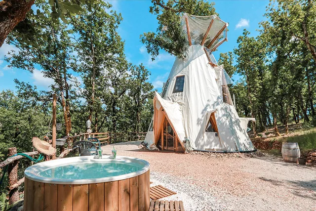 Guest House & Cottage Atypical