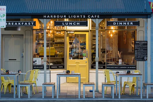 Harbour Lights Cafe