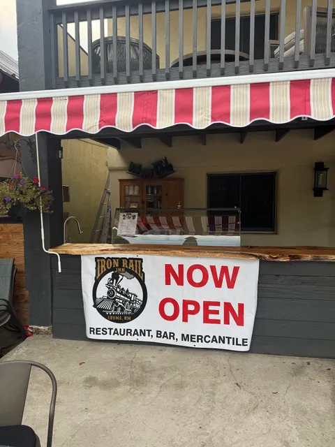 Iron Rail Inn - Restaurant