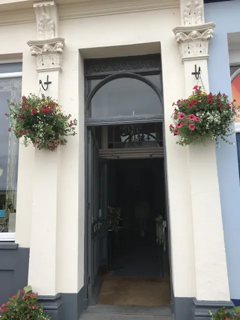 Mrs Wilsons Coffee House & Eatery