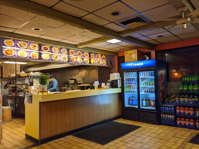 Main Moon Chinese Restaurant