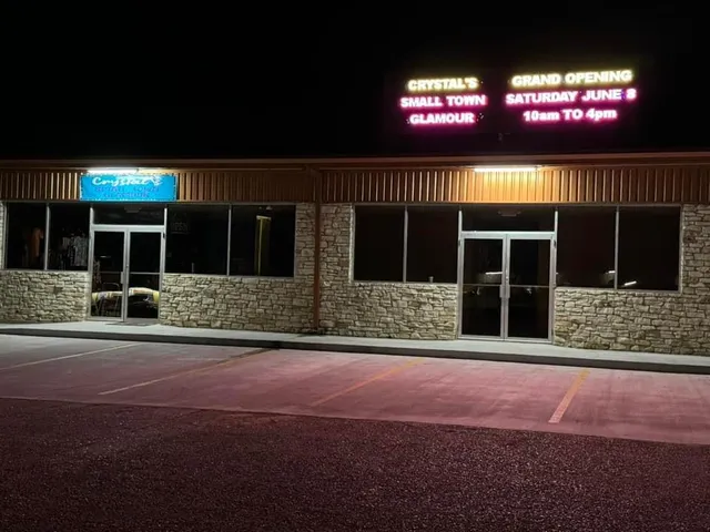Crystal's Small Town Glamour