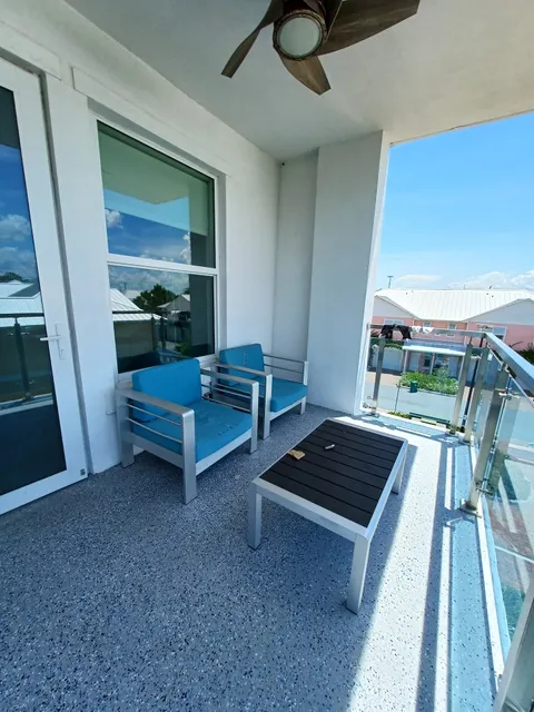 Cape Crossing Resort & Marina