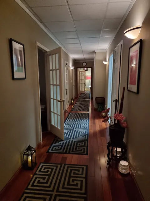 Hideaway Spa & Lounge Wall Street