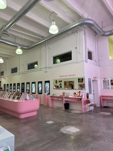 Hapa Kristin Wynwood Flagship