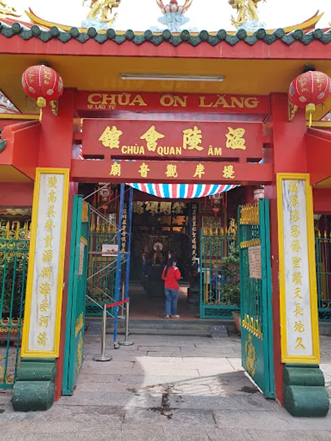 Sik Dak Fook Restaurant