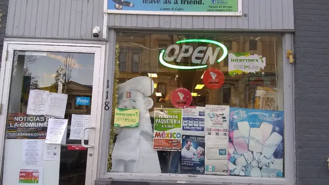 Tienda de mi pueblo/Lopez & Cobo Store