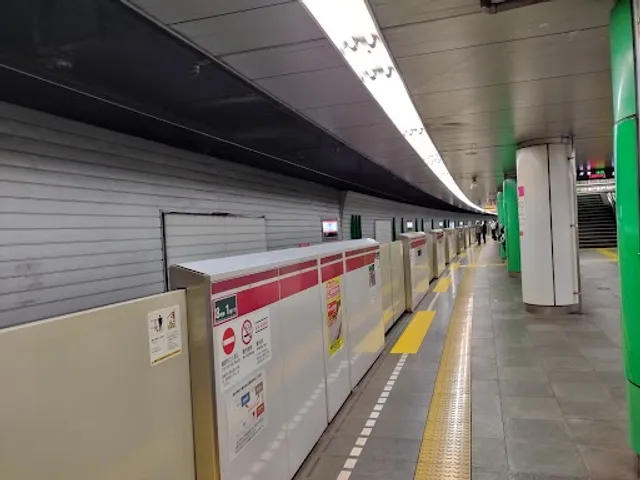 Shinjuku-nishiguchi Sta.