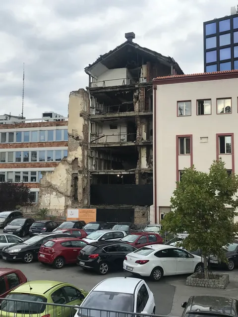 Зграда РТС-а срушена у НАТО агресији 1999.