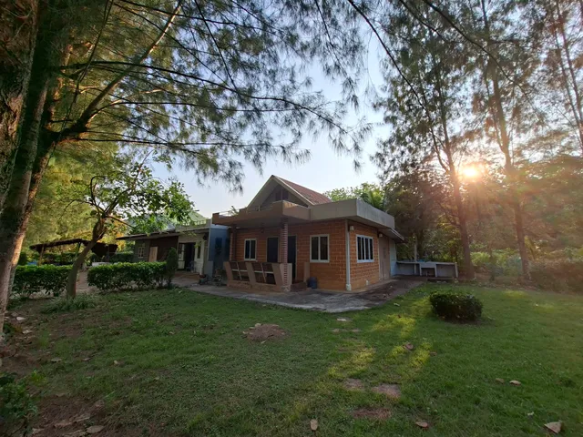 บ้านไร่สวนผึ้ง โฮมสเตย์ แอนด์ แค้มปิ้ง