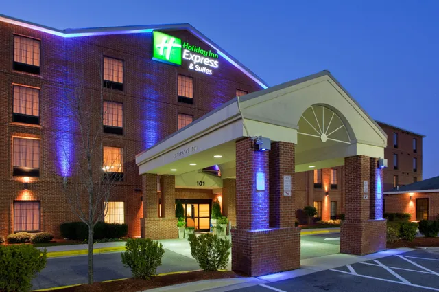 Holiday Inn Express & Suites I-95 Capitol Beltway-Largo by IHG