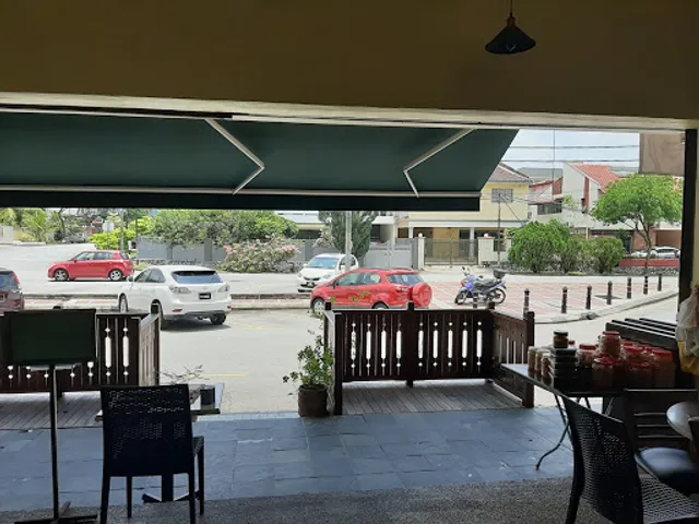 Santai Restaurant & Cafe