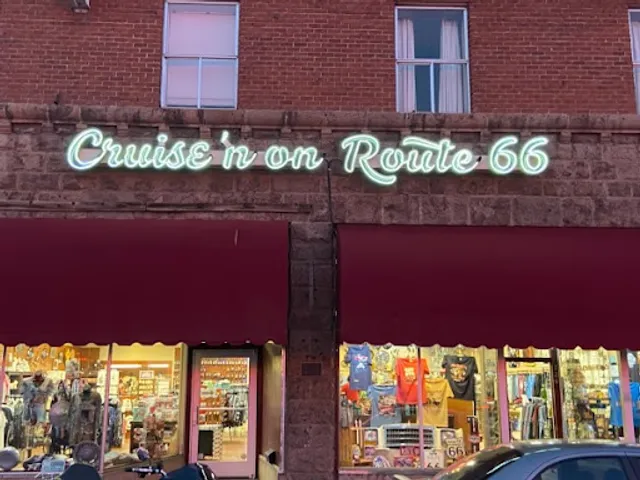 Cruise'n on Route 66 (a retail store)