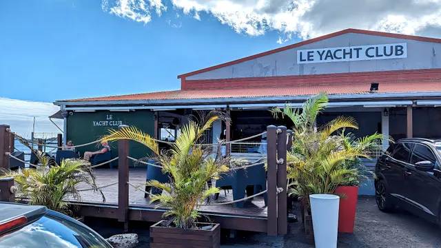 Le Yacht Club