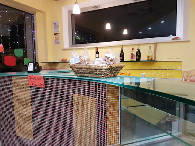 Napizza • Pizzeria • Fritti e Aperipizza