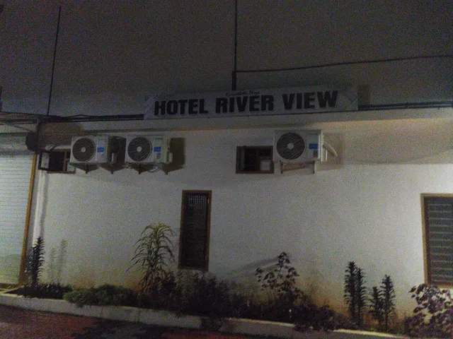 Hotel River View
