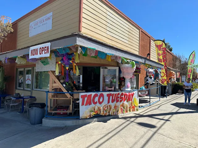 Super Fiesta Market
