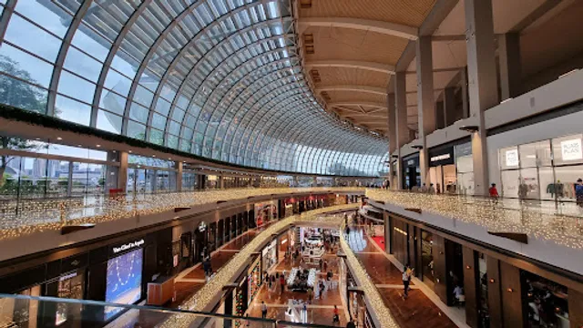 CUT by Wolfgang Puck