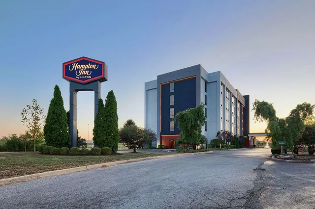 Hampton Inn Louisville-Northeast