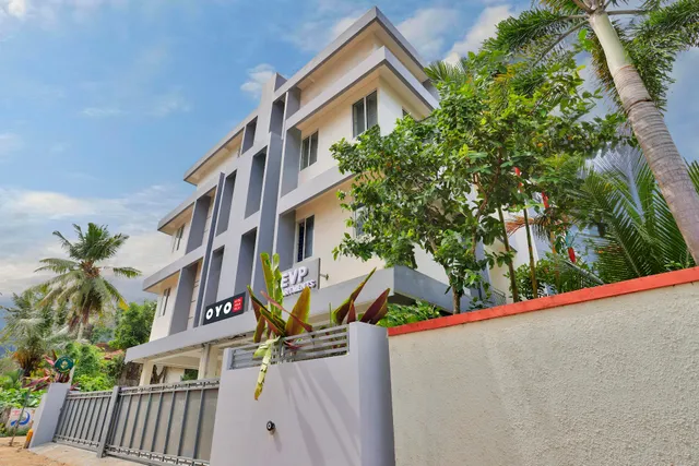 OYO Lefort LUXE by PopTavern