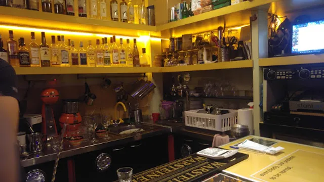 Υποβρύχιο bar