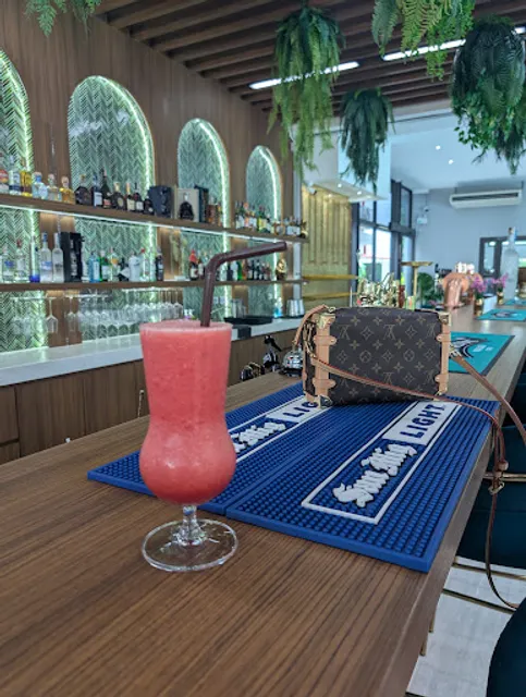 3/1 East Restaurant and Bar