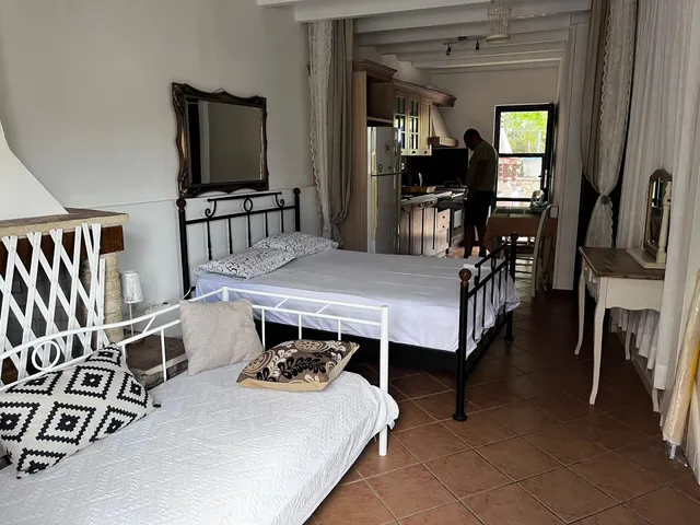 Nandia Studio & Apartment