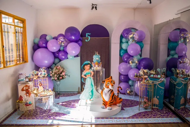 Karina Barboza - Decorações e Salão de festa