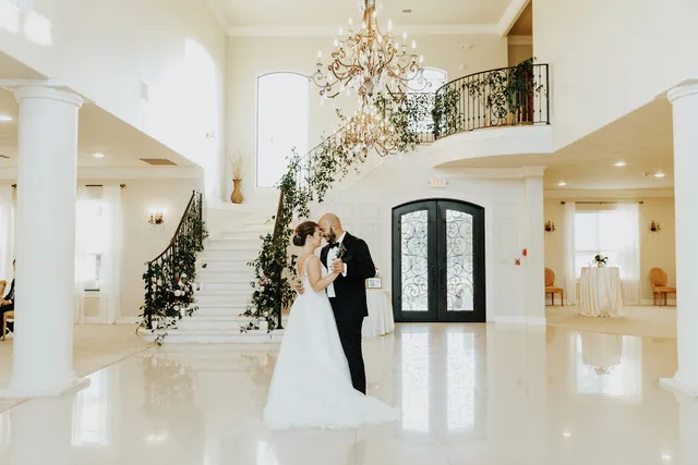 Thistlewood Manor & Gardens