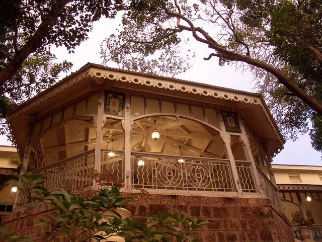 Dune Barr House - Verandah In The Forest