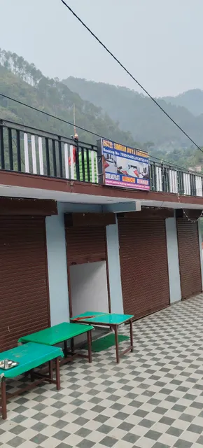 Hotel Simran Divya Darshan