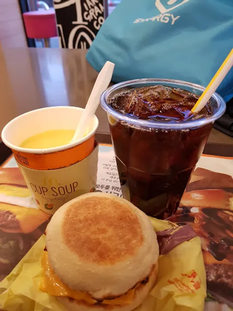 맥도날드 김천평화DT점