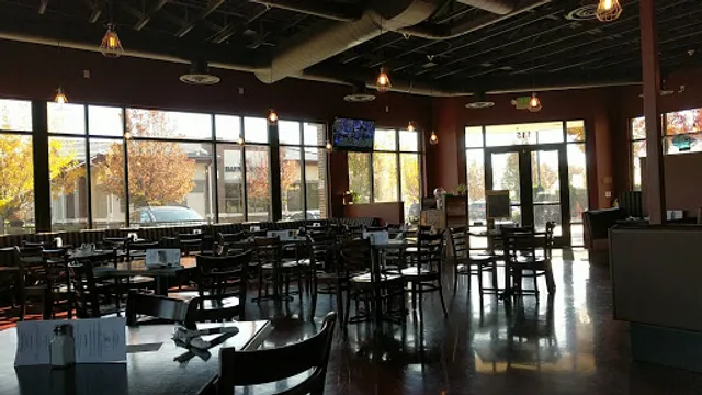 Gramercy Park Pub & Grill