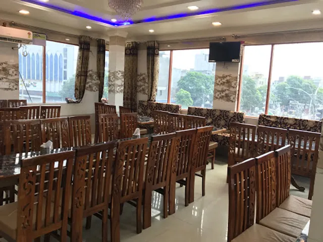 A.C. CHICKEN & BEER BAR, RESTURENT