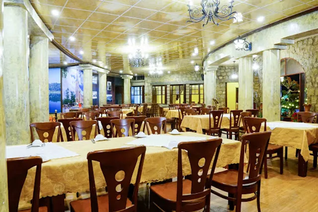 Phu Dong Restaurant
