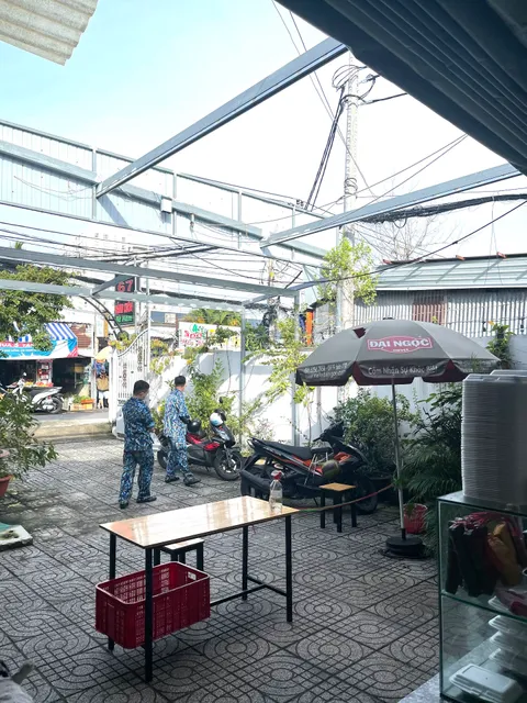 Bánh cuốn Bà Năm