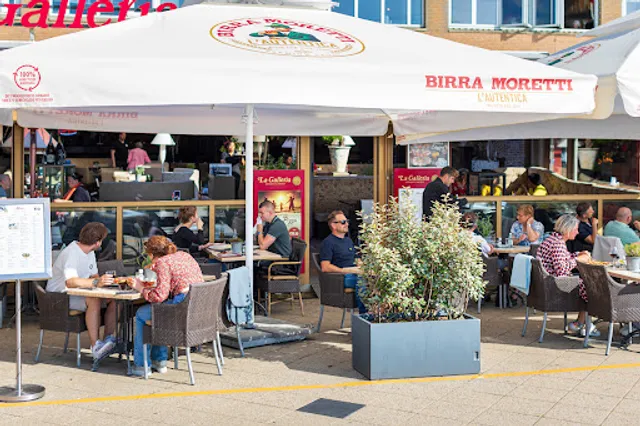 La Galleria Boulevard