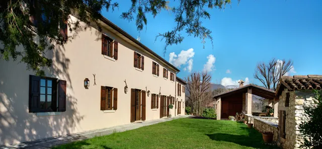 Farmhouse La Vigna By Sarah