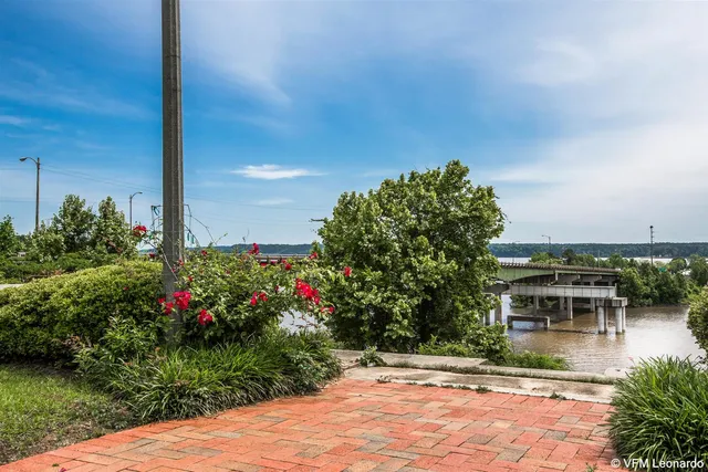 Quality Inn & Suites near Lake Eufaula