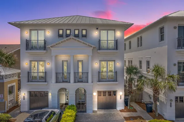 Bella Vista on the Beach Vacation Rental