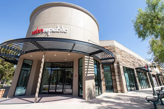 Salon Republic Valencia