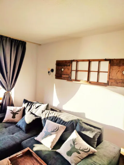 Alp-Juwel, 90qm 3Zimmer, 13 Schlafplätze mit Hund, Kind, Hallenbad und Sauna direkt an der Skipiste