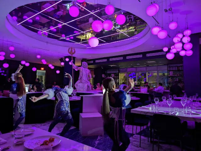 CIEL Restaurant & Lounge