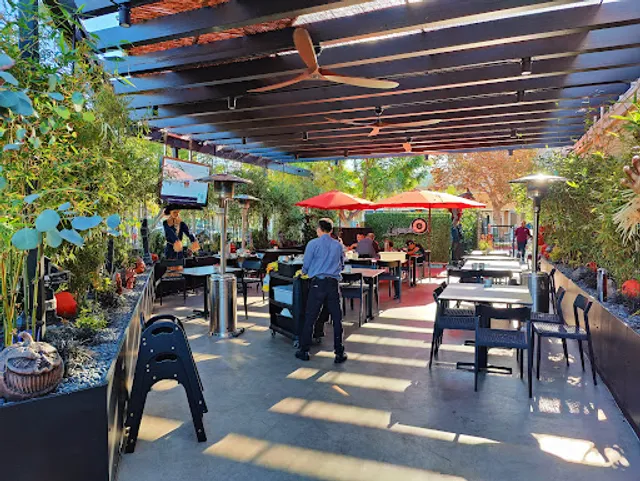 Lunasia Dim Sum House