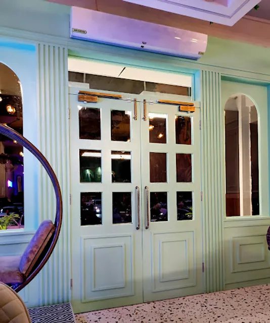 ZOCA Cafe & Restaurant