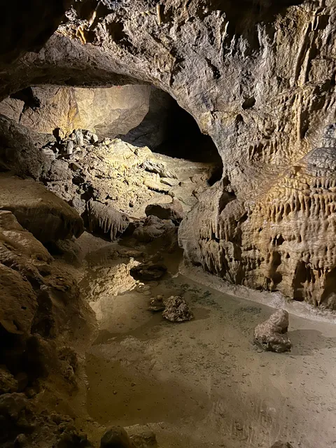 Pál-Völgyi Barlang